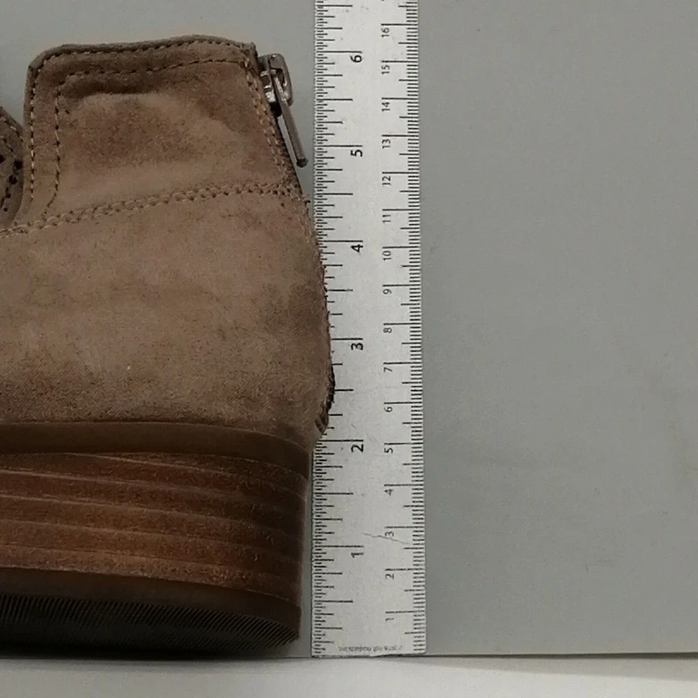 BKE Shoes Womens Lolita Brown‎ 9.5 Ankle Boots Perforated Back Zip Pointed Toe
